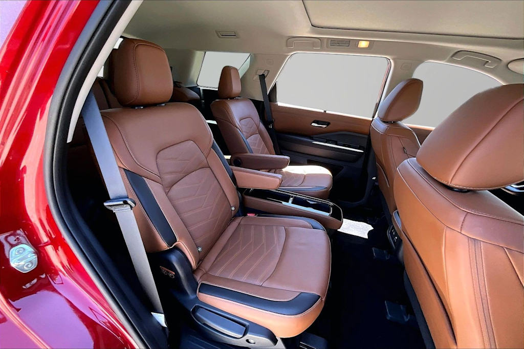 Thumbnail: 2024 Nissan Pathfinder - 27
