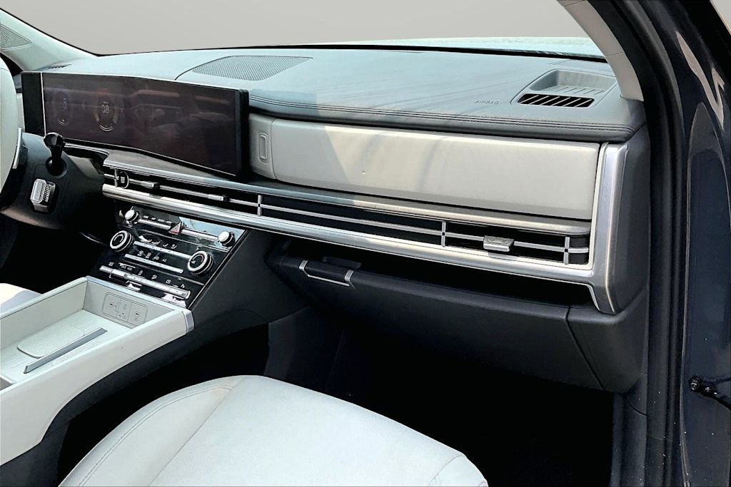 Thumbnail: 2025 Hyundai Santa Fe - 12