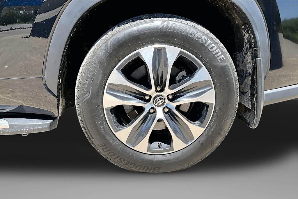 Thumbnail: 2025 Toyota Highlander - 6