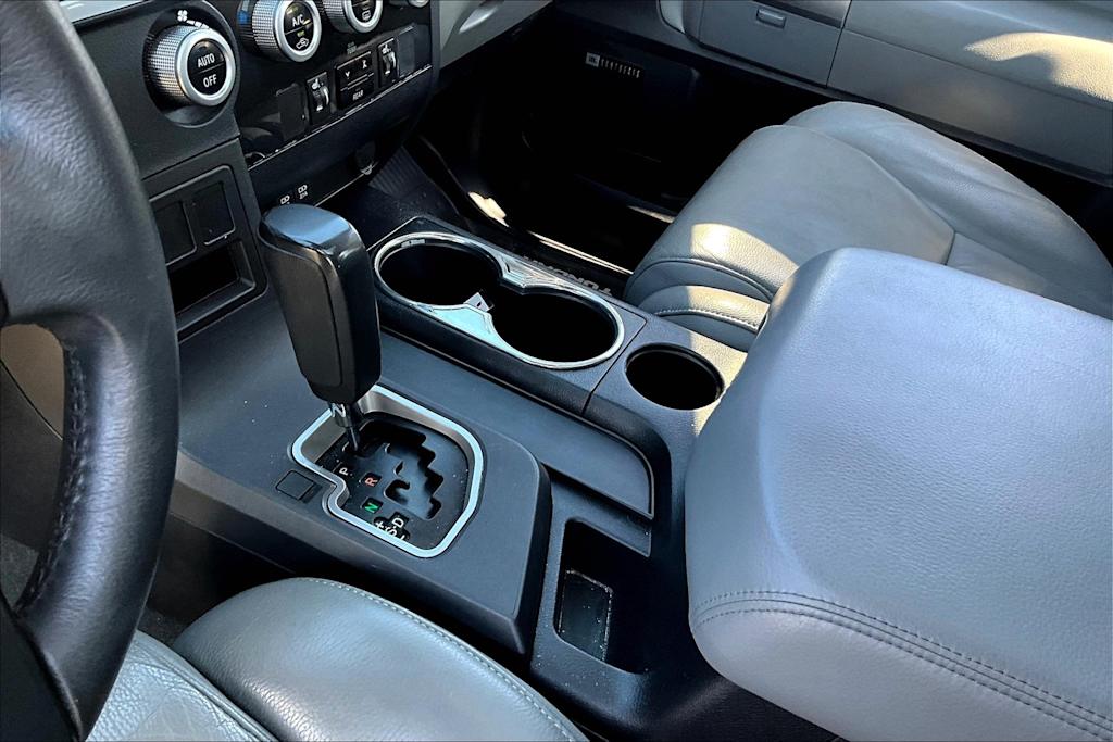 Thumbnail: 2020 Toyota Sequoia - 15