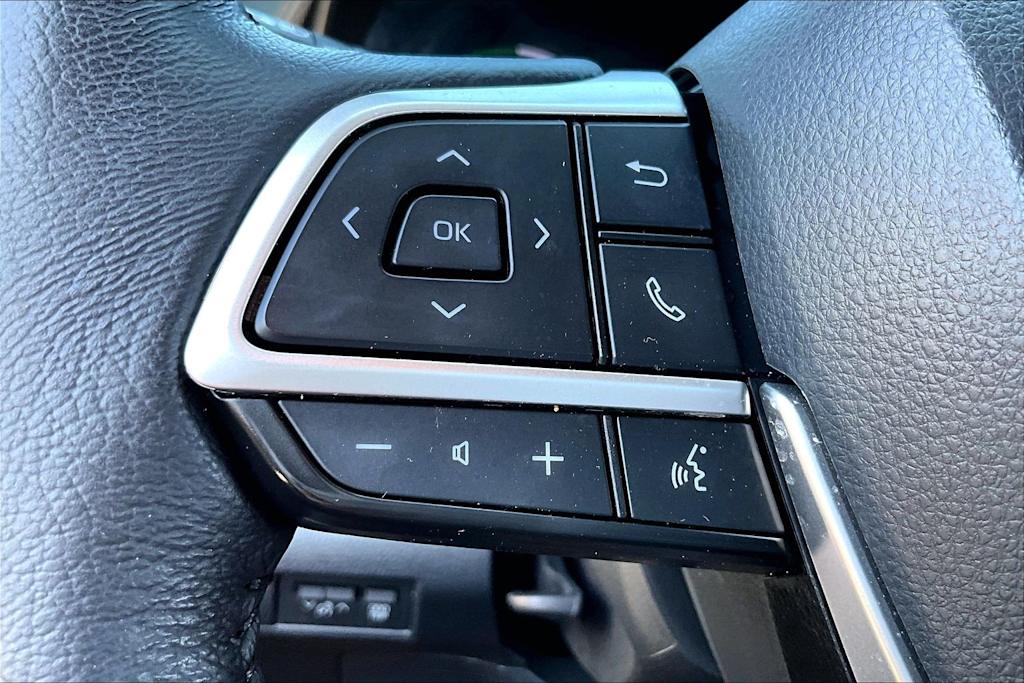 Thumbnail: 2022 Toyota Sienna - 21