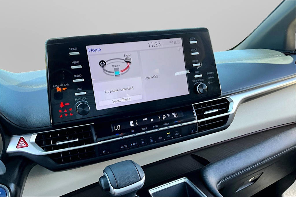 Thumbnail: 2022 Toyota Sienna - 13