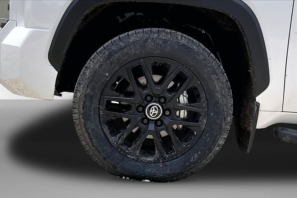 Thumbnail: 2025 Toyota Tundra - 6