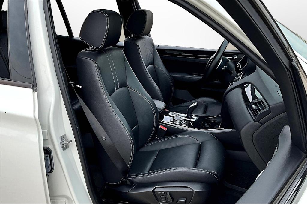 2016 BMW X3 xDrive35i 9