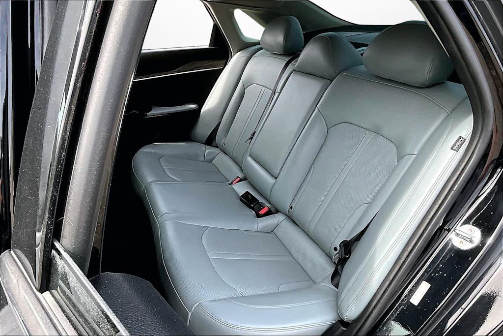 Thumbnail: 2022 Kia K5 - 9