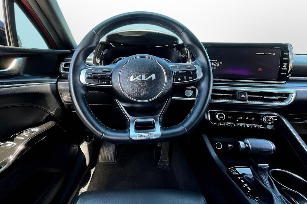 Thumbnail: 2023 Kia K5 - 2
