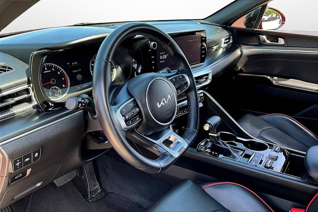 Thumbnail: 2023 Kia K5 - 8