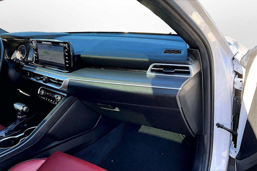 Thumbnail: 2022 Kia K5 - 13