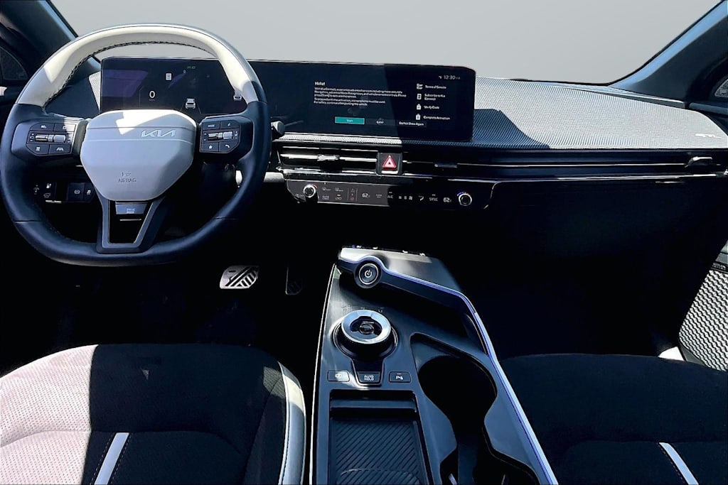 Thumbnail: 2025 Kia EV6 - 11