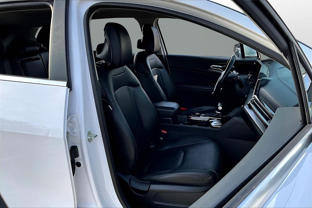 Thumbnail: 2023 Kia Sportage - 8