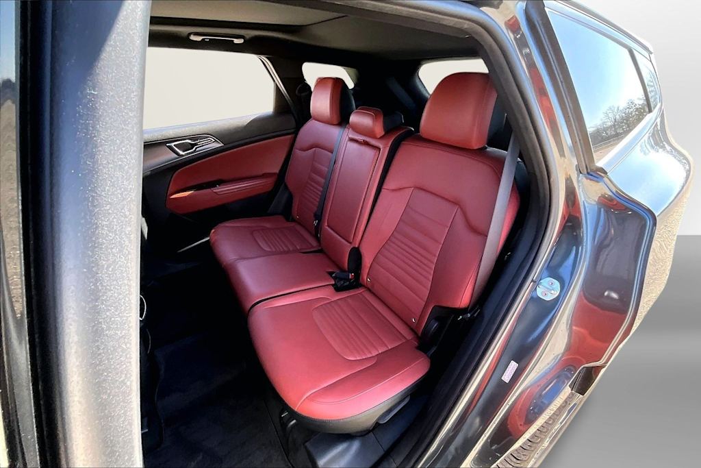 Thumbnail: 2023 Kia Sportage - 11