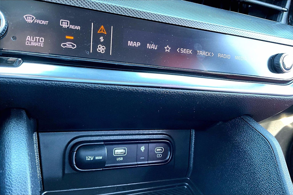 Thumbnail: 2023 Kia Sportage - 25