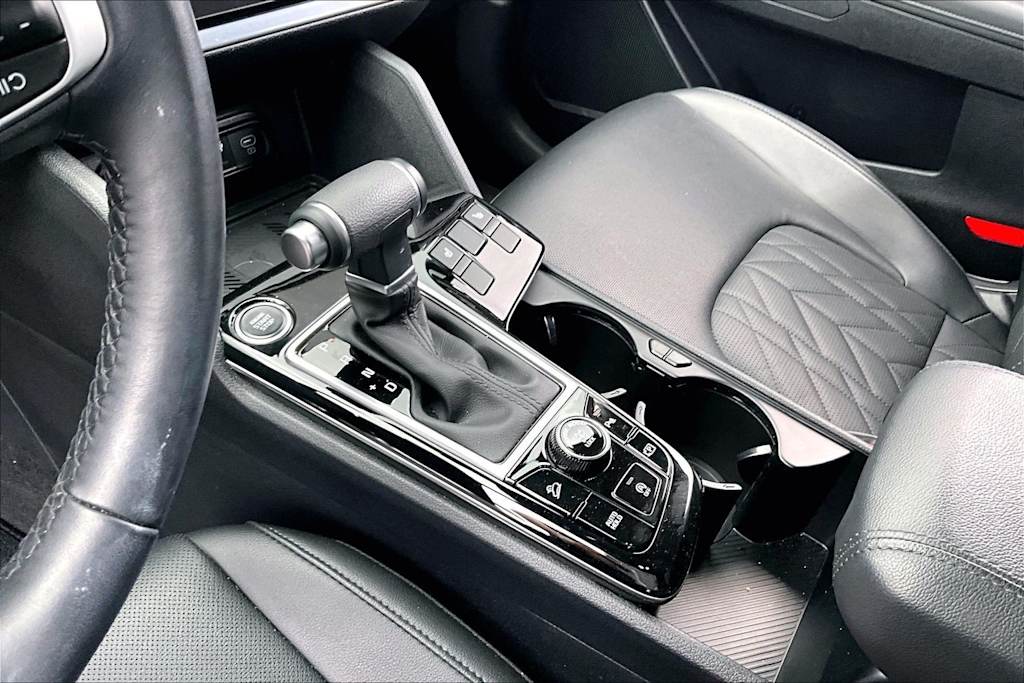 Thumbnail: 2025 Kia Sportage - 14