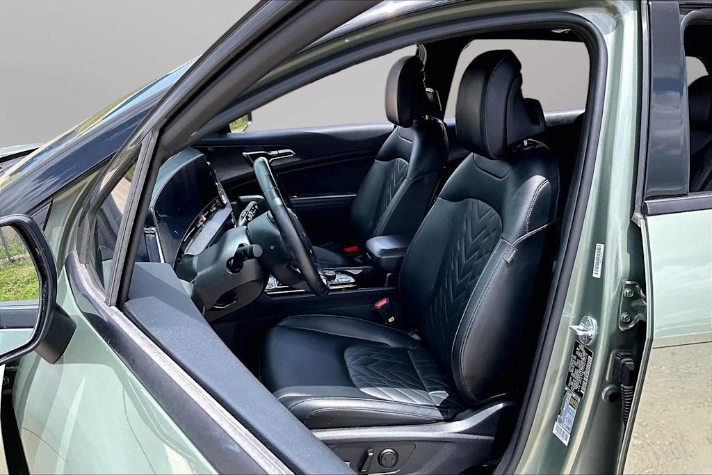 Thumbnail: 2023 Kia Sportage - 8