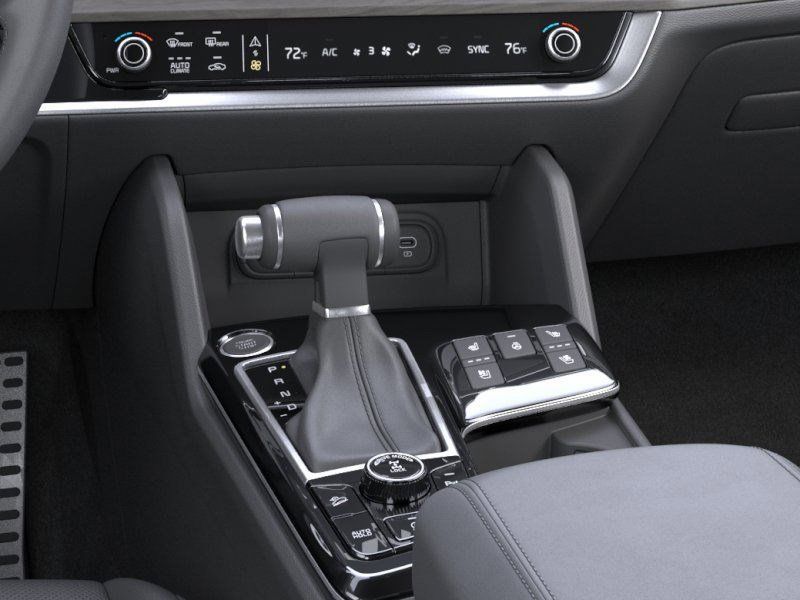 Thumbnail: 2025 Kia Sportage - 12