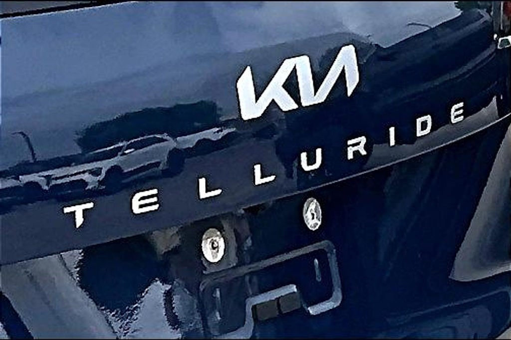 Thumbnail: 2023 Kia Telluride - 28