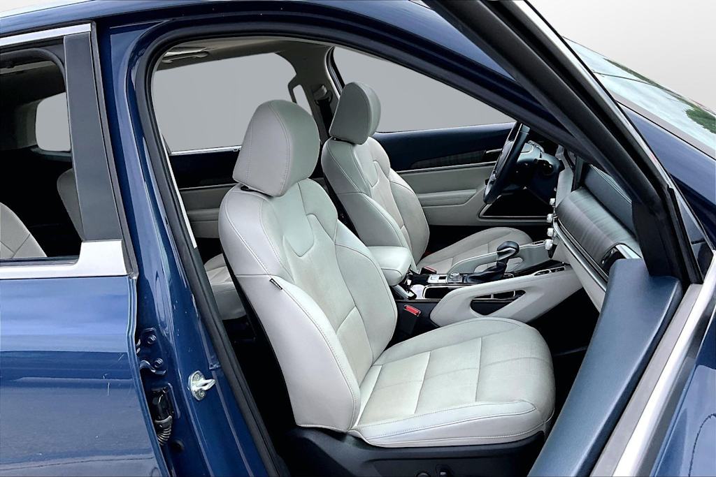 Thumbnail: 2023 Kia Telluride - 9