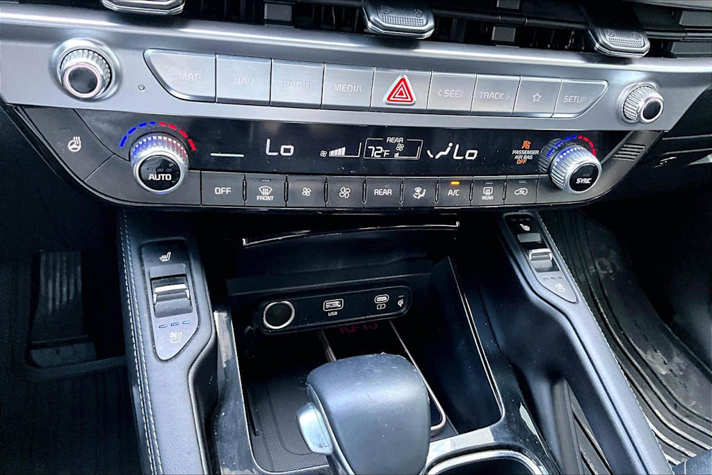 Thumbnail: 2024 Kia Telluride - 24