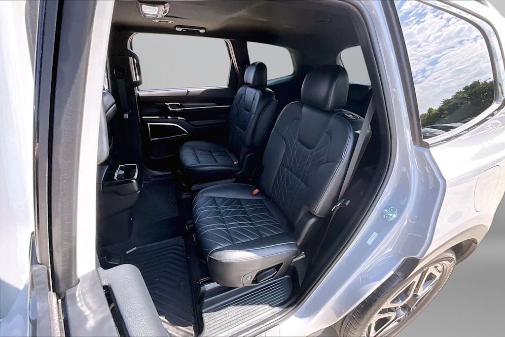 Thumbnail: 2024 Kia Telluride - 10