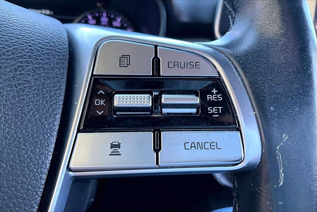 Thumbnail: 2020 Kia Telluride - 22