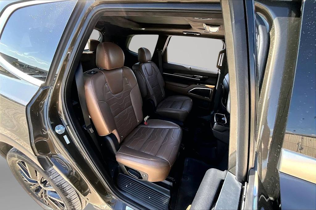 Thumbnail: 2020 Kia Telluride - 29