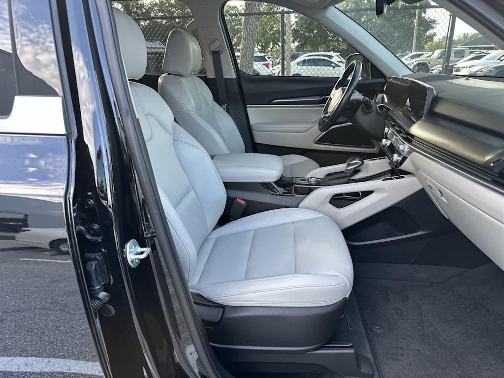 Thumbnail: 2024 Kia Telluride - 20
