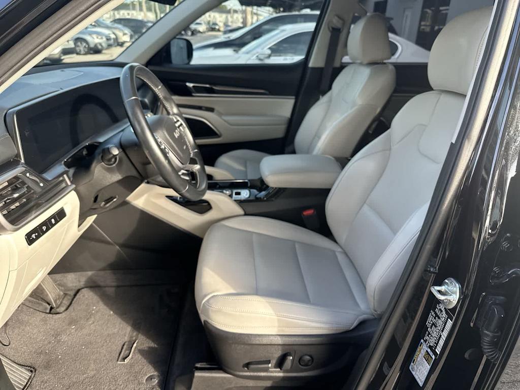 Thumbnail: 2024 Kia Telluride - 11