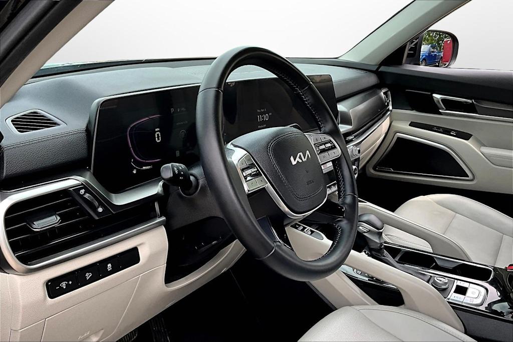 Thumbnail: 2024 Kia Telluride - 8