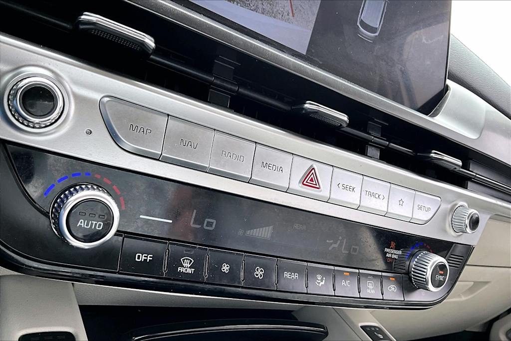 Thumbnail: 2023 Kia Telluride - 24