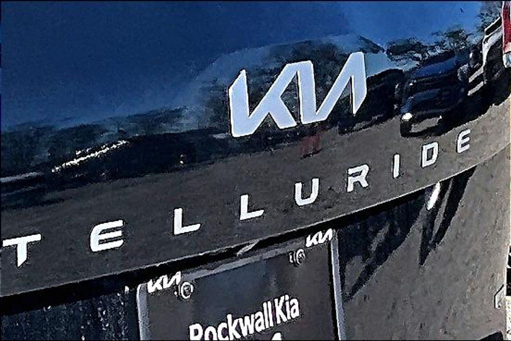 Thumbnail: 2023 Kia Telluride - 6