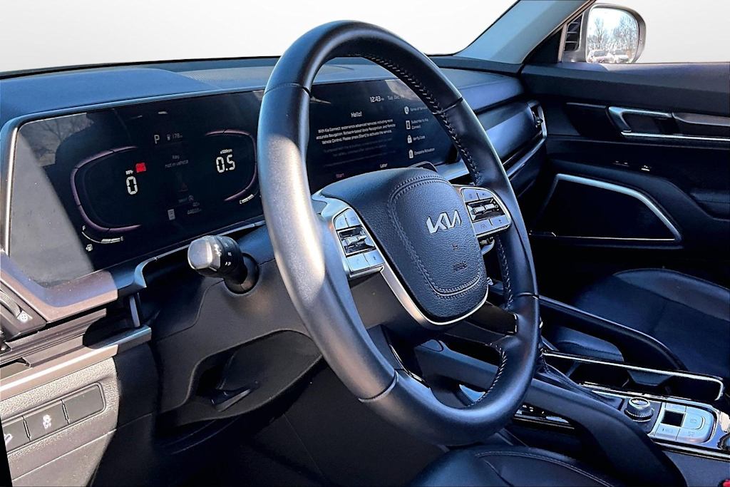 Thumbnail: 2023 Kia Telluride - 8