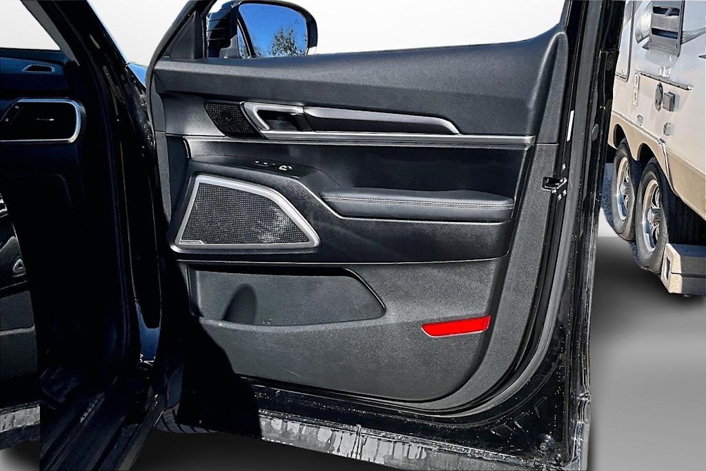 Thumbnail: 2023 Kia Telluride - 22