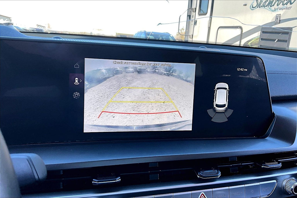 Thumbnail: 2023 Kia Telluride - 25