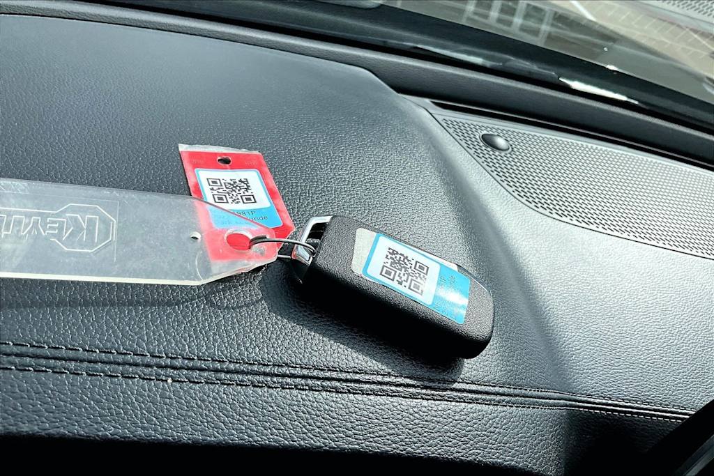 Thumbnail: 2022 Kia Telluride - 16