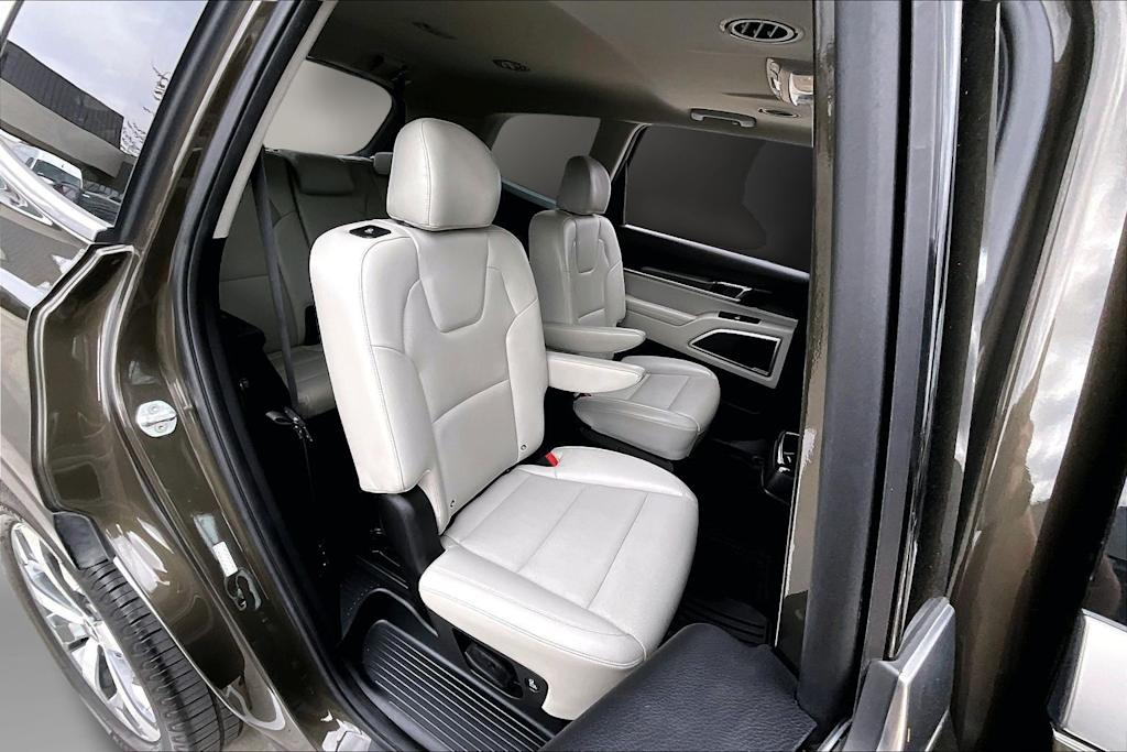 Thumbnail: 2022 Kia Telluride - 28