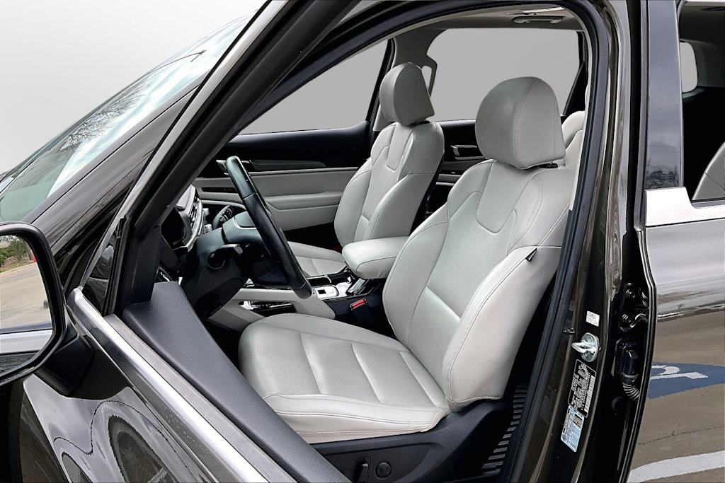 Thumbnail: 2022 Kia Telluride - 10