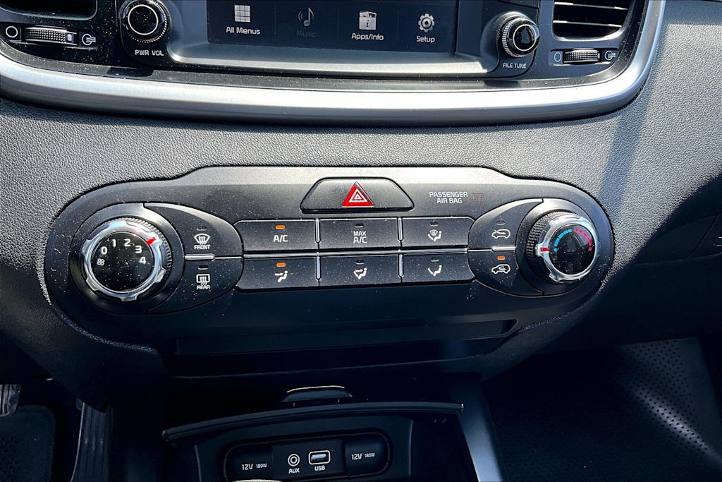 Thumbnail: 2020 Kia Sorento - 23