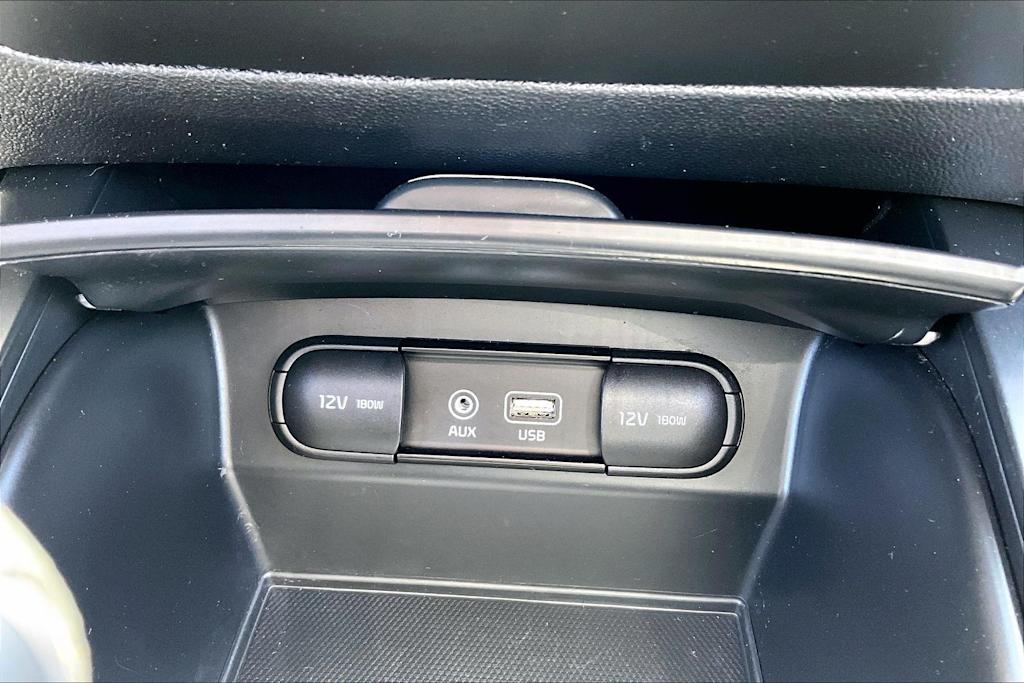 Thumbnail: 2020 Kia Sorento - 24