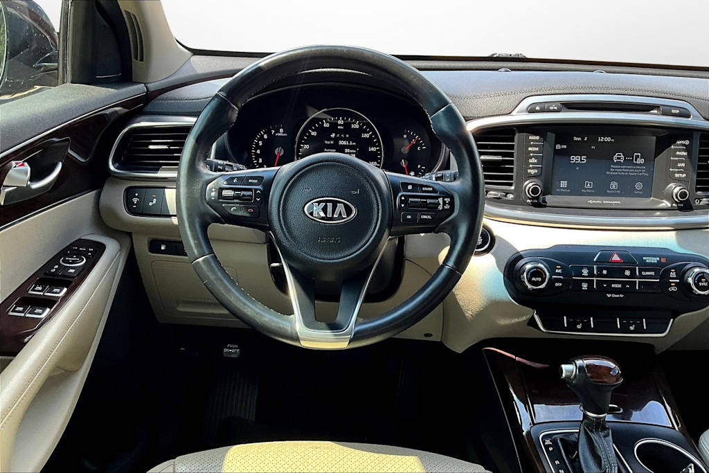 Thumbnail: 2018 Kia Sorento - 2