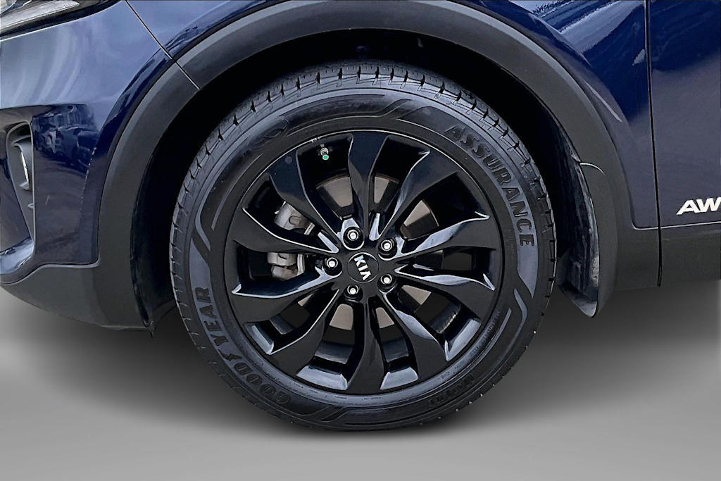 Thumbnail: 2020 Kia Sorento - 7