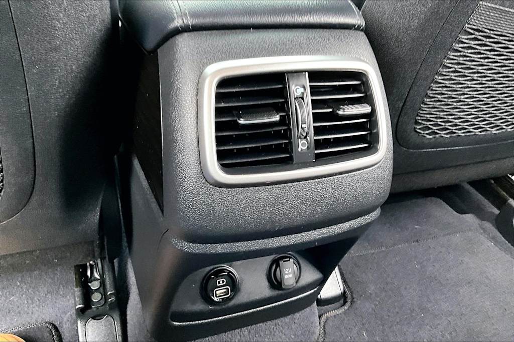 Thumbnail: 2020 Kia Sorento - 25