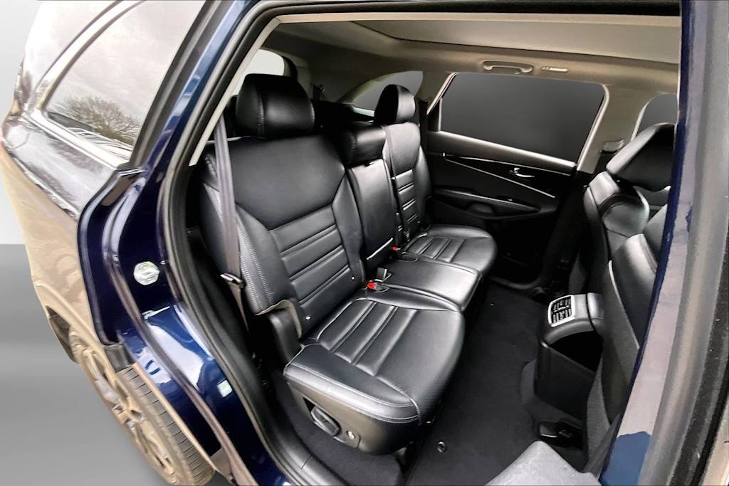Thumbnail: 2020 Kia Sorento - 26
