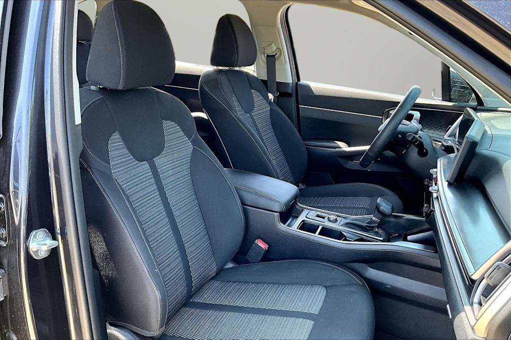 Thumbnail: 2026 Kia Sorento - 8