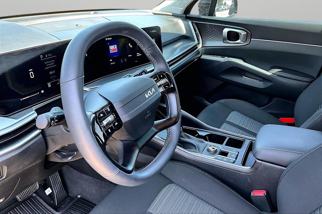 Thumbnail: 2026 Kia Sorento - 7