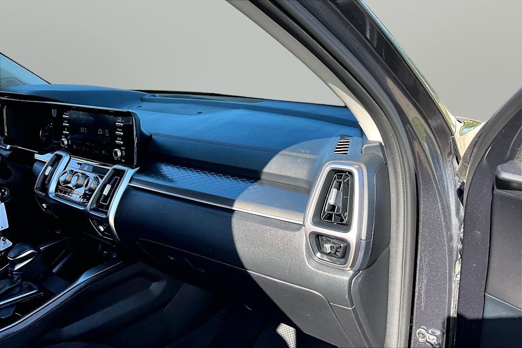 Thumbnail: 2022 Kia Sorento - 12
