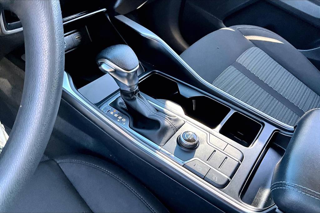 Thumbnail: 2022 Kia Sorento - 14