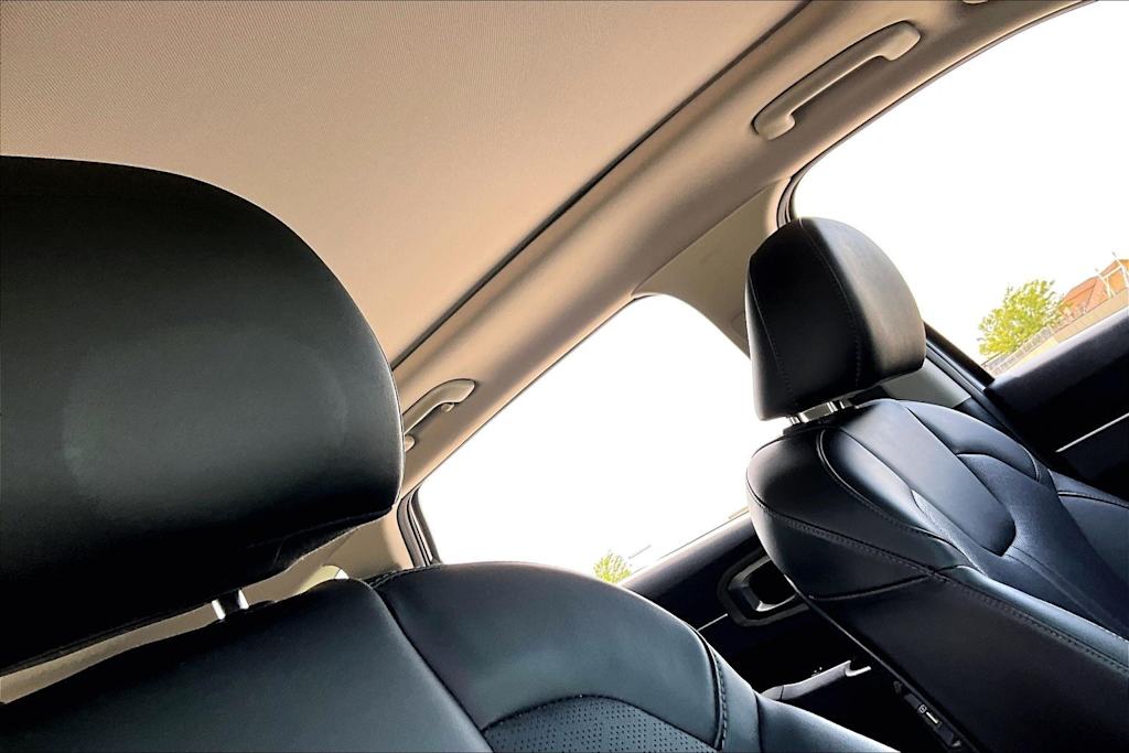 Thumbnail: 2023 Kia Sorento - 10