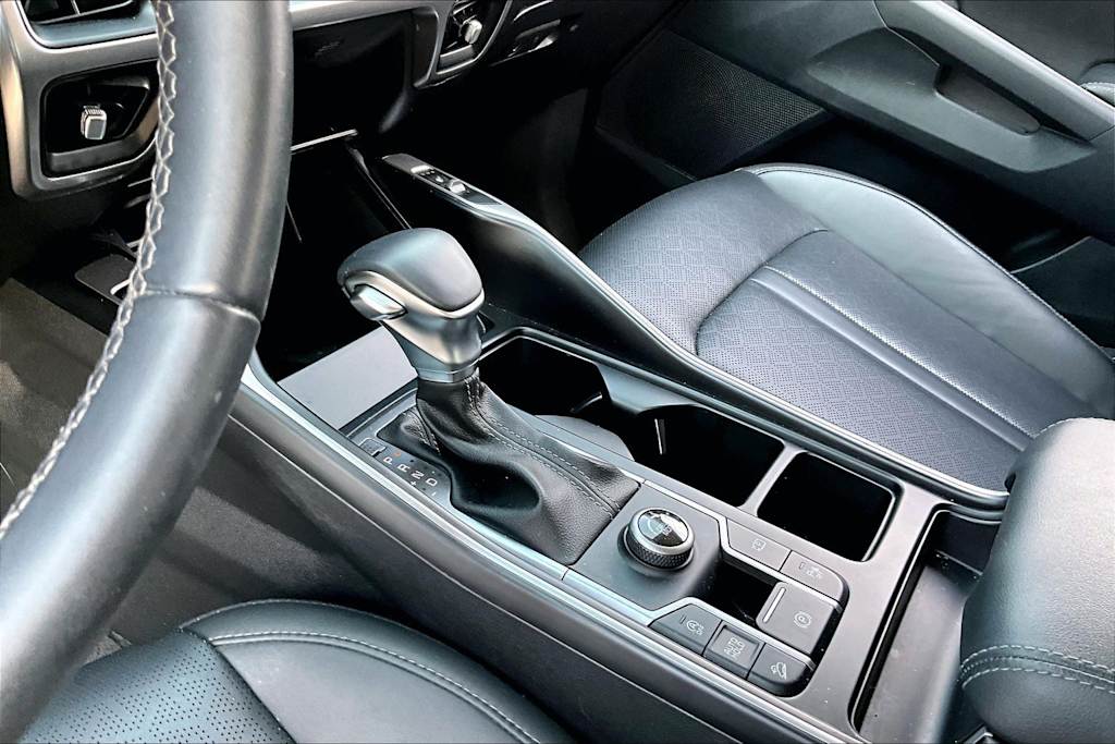 Thumbnail: 2023 Kia Sorento - 15