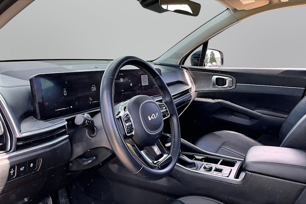 Thumbnail: 2024 Kia Sorento - 7