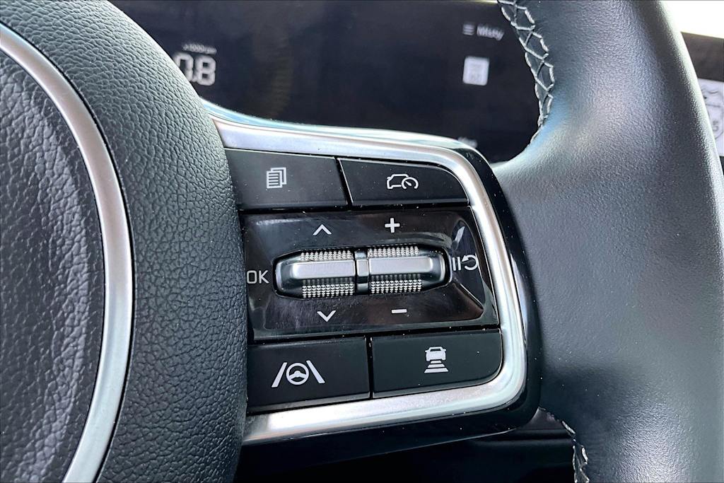 Thumbnail: 2024 Kia Sorento - 21